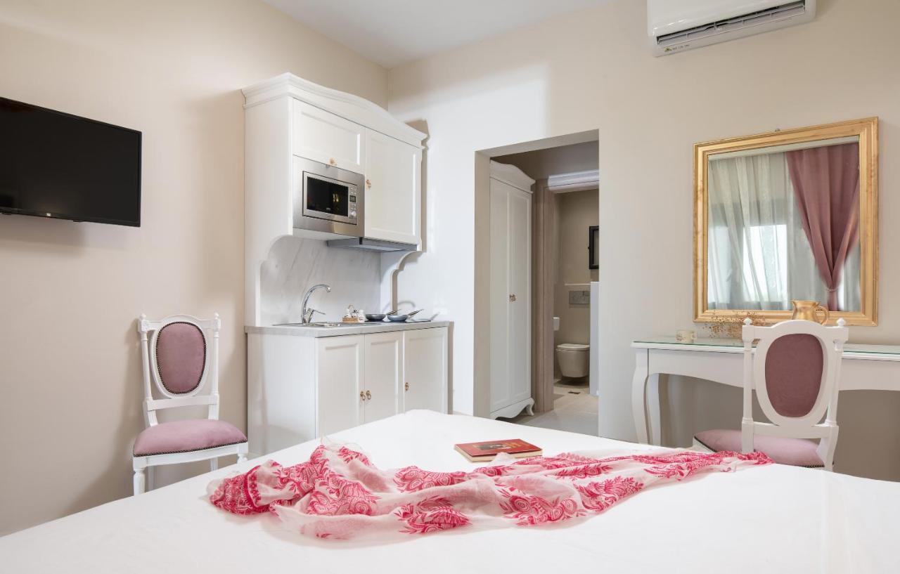 Light Blue Hotel Nea Kallikrateia エクステリア 写真