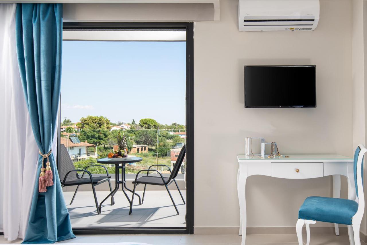 Light Blue Hotel Nea Kallikrateia エクステリア 写真