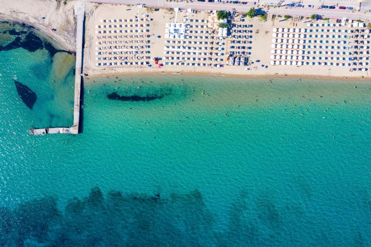 Light Blue Hotel Nea Kallikrateia エクステリア 写真