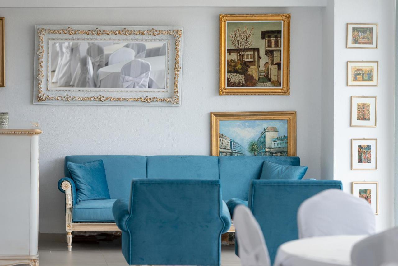 Light Blue Hotel Nea Kallikrateia エクステリア 写真