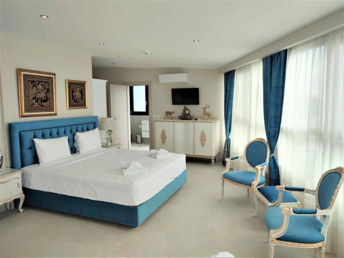 Light Blue Hotel Nea Kallikrateia エクステリア 写真