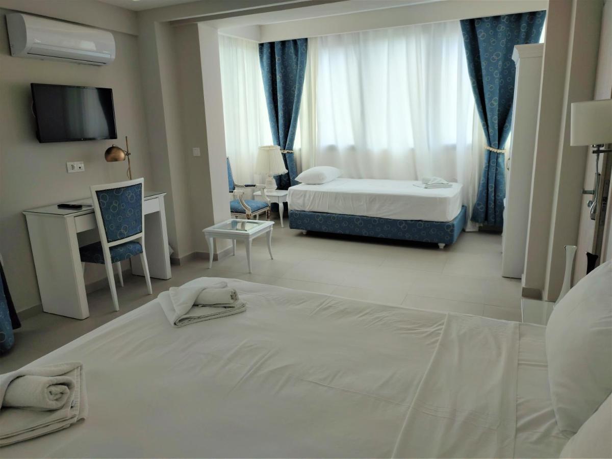 Light Blue Hotel Nea Kallikrateia エクステリア 写真